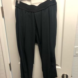 Athleta interlude pants size 12 crop